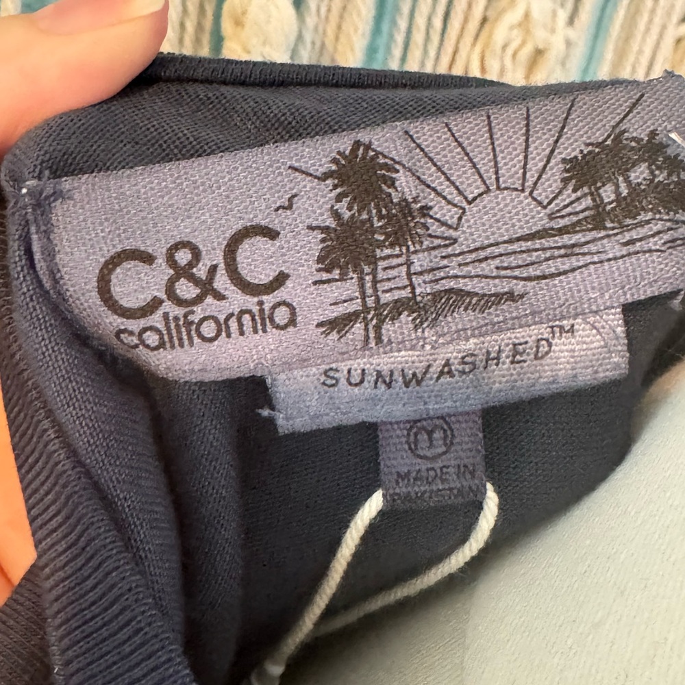 NWT C&C USA shirt - Picture 2 of 3